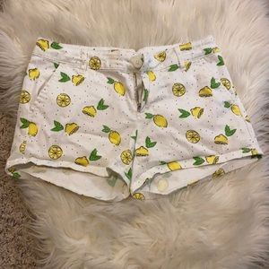 Lemon shorts size 1